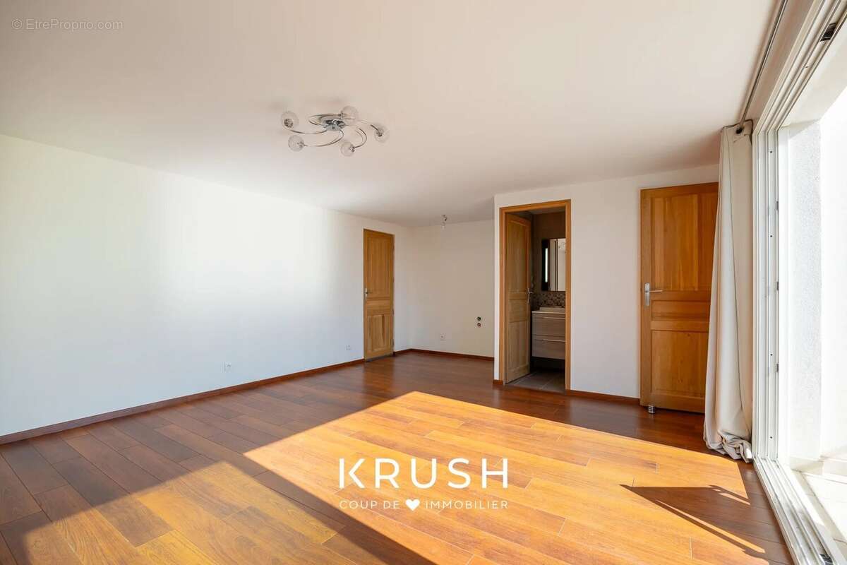 Maison à MARSEILLE-7E