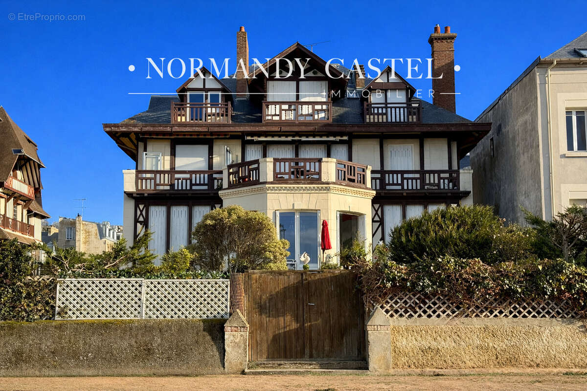 Appartement à TROUVILLE-SUR-MER