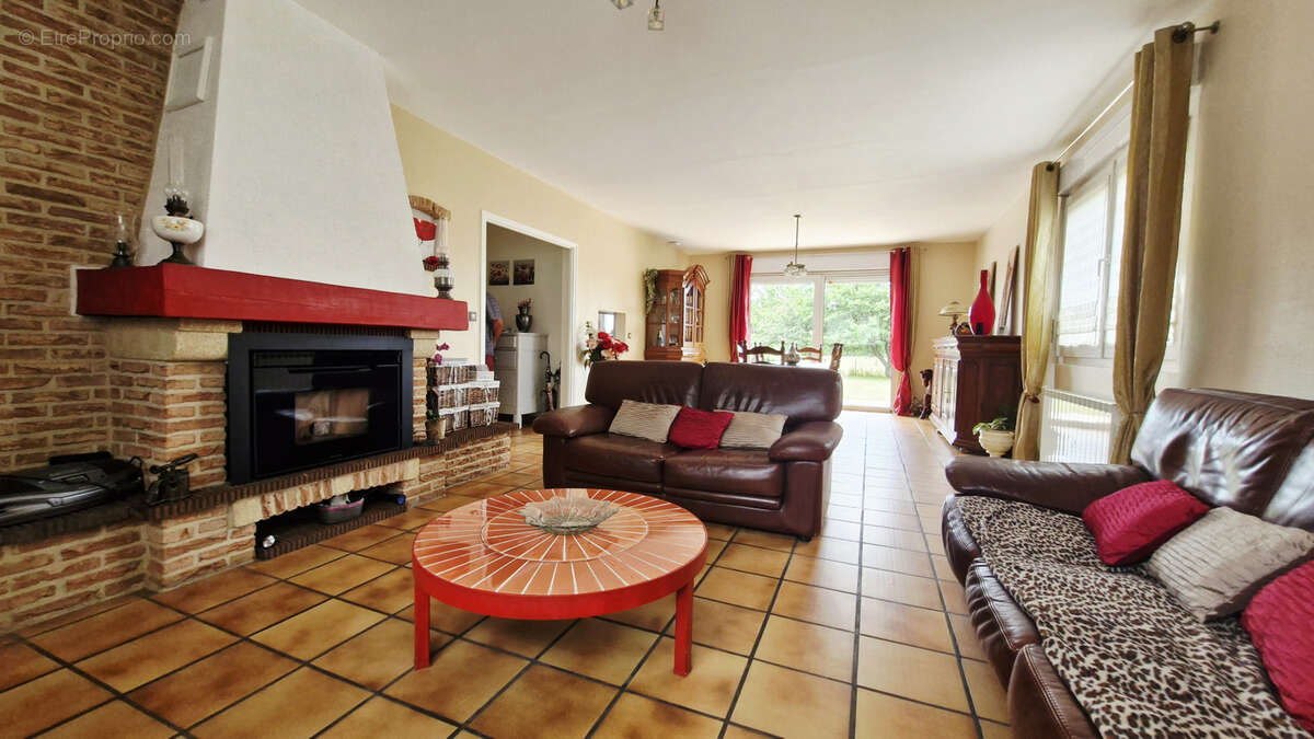 Maison à DROUVIN-LE-MARAIS