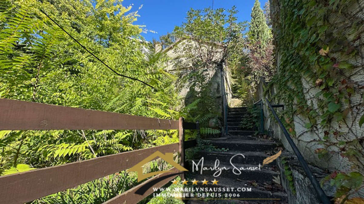 Maison à CALUIRE-ET-CUIRE