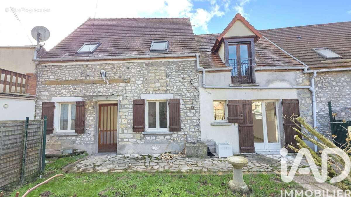 Photo 2 - Maison à SAINT-MARTIN-LA-GARENNE