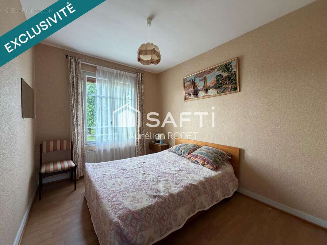 Maison 92 m² à Vatan  - photo 8