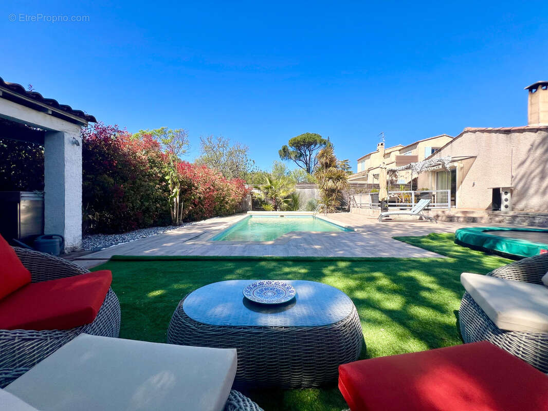 Maison à ROQUEVAIRE