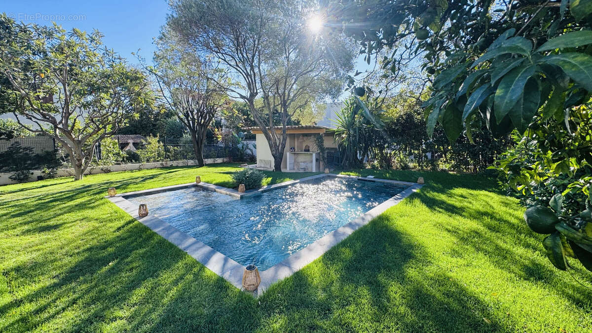 Maison à CAGNES-SUR-MER