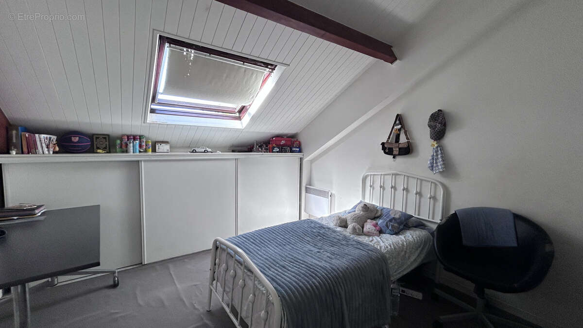 Joli Duplex en dernier étage avec balcon sur jardin à vendre - photo 11