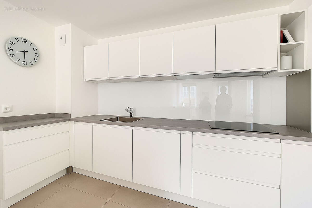 Appartement à PARIS-14E