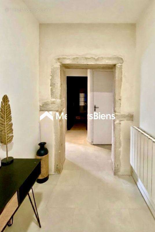 Appartement à VILLENEUVE