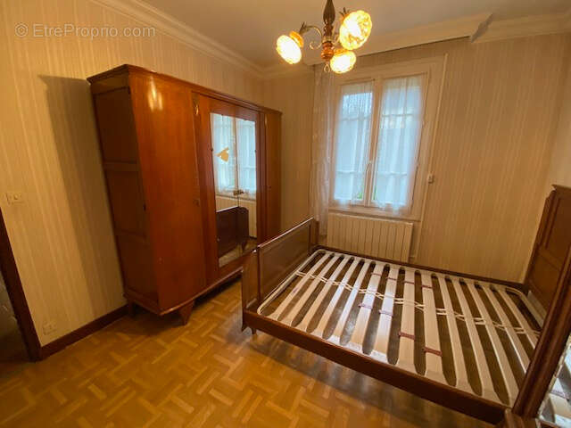 Nogent le roi - centre - photo 9