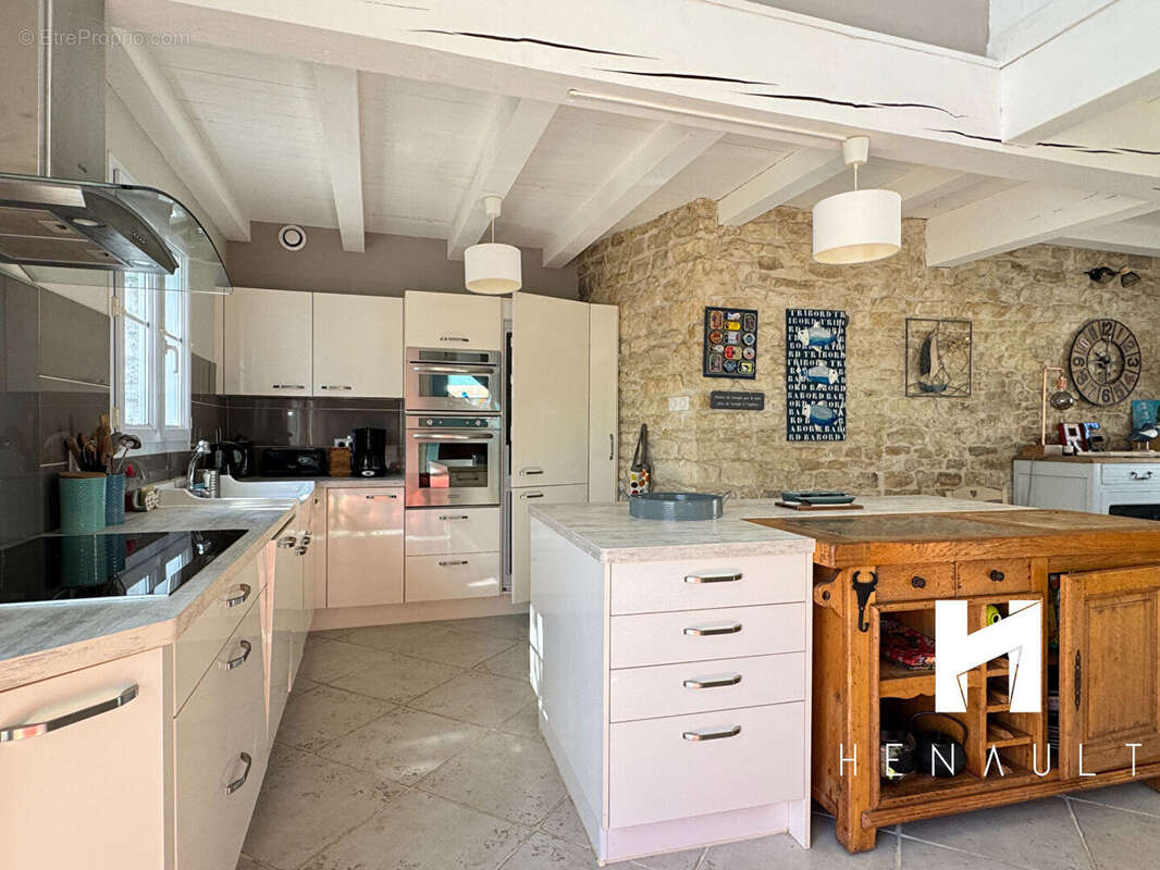 Maison Sainte Marie De Re 4 pièce(s) 108 m2 - photo 5