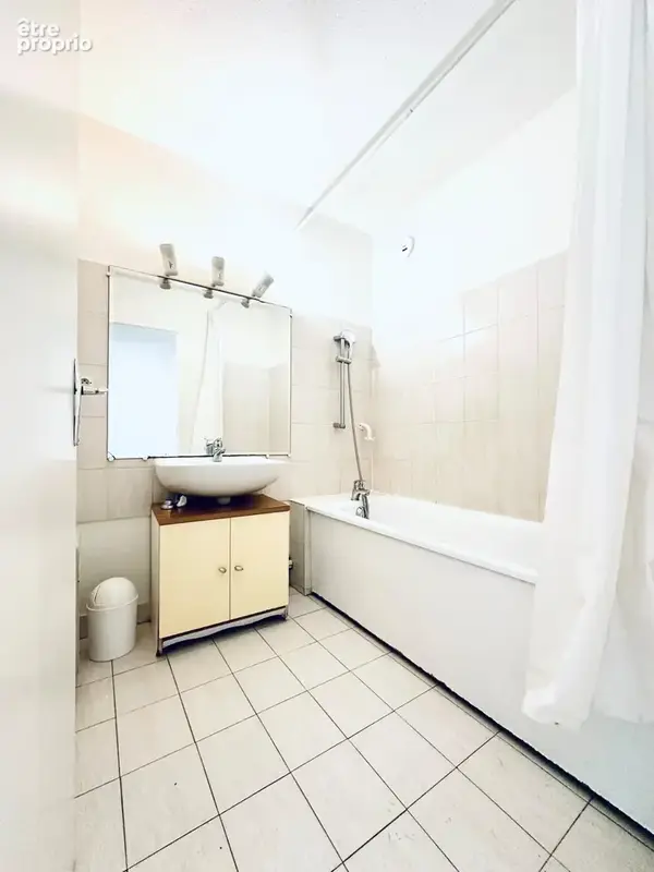 T2 55m2 Terrasse, ascenseur et parking sous sol, Le garlaban résidence fermée Aix en Provence, - photo 7