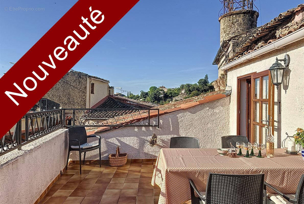 Maison de village de 175m2 avec terrasse. - photo 2