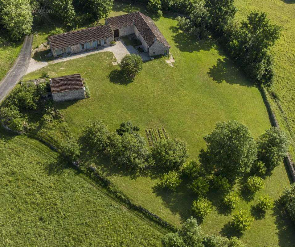Maison de 7 pièces de 184 m² à Gurunhuel - photo 31