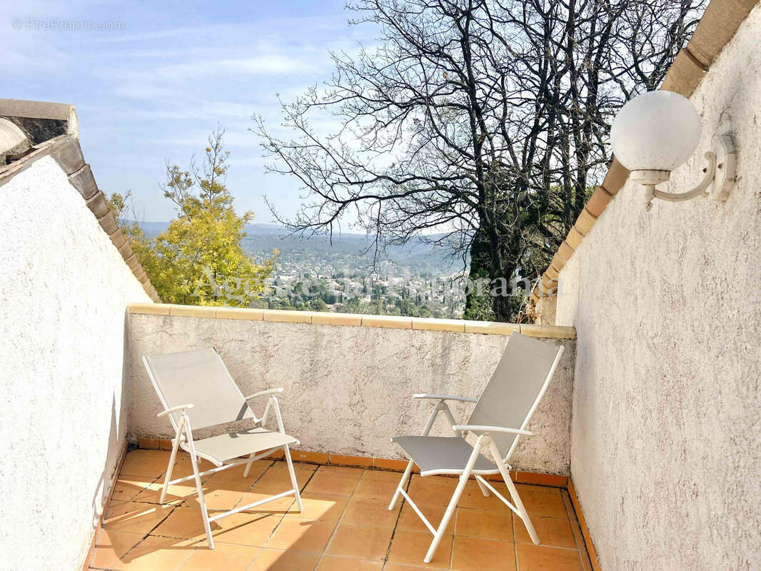 Maison à SPERACEDES