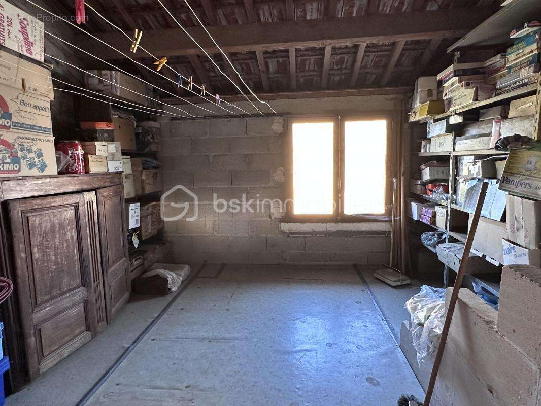 Maison à DOM-LE-MESNIL