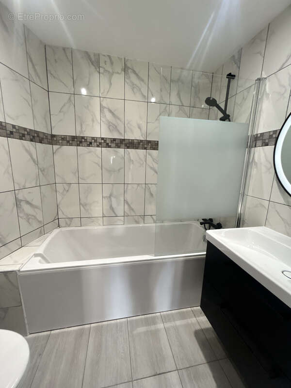 Maison à SAINT-MAUR-DES-FOSSES