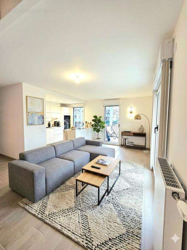 Appartement à RUEIL-MALMAISON