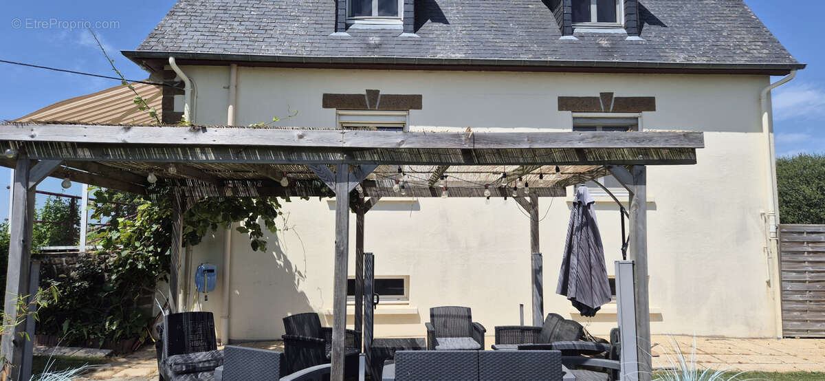 Maison à JAVENE