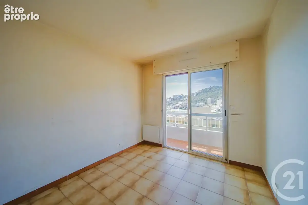 Appartement 5 pièces 107 m² à vendre à Ville-Di-Pietrabugno (20200) - photo 4