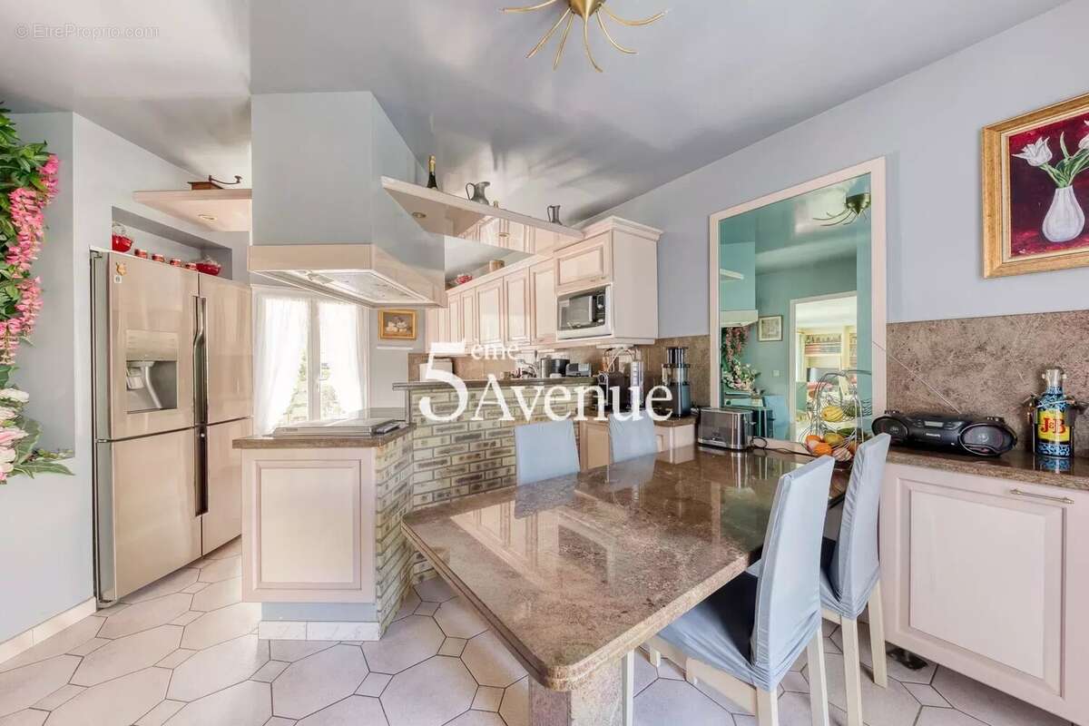 Maison à LAGNY-SUR-MARNE