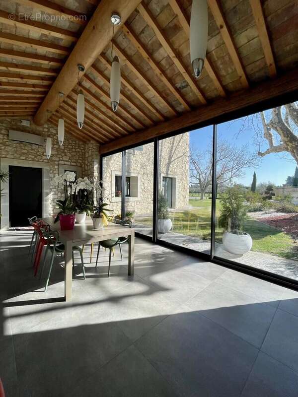 Maison à L&#039;ISLE-SUR-LA-SORGUE