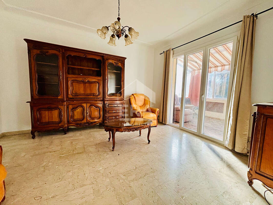 Maison à CAGNES-SUR-MER