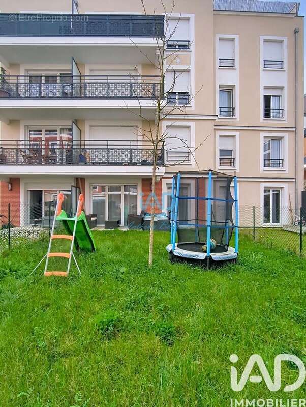 Photo 9 - Appartement à OZOIR-LA-FERRIERE