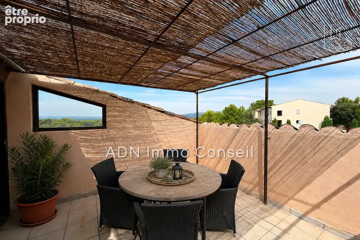Appartement 71 m² à Mallemort  - photo 1