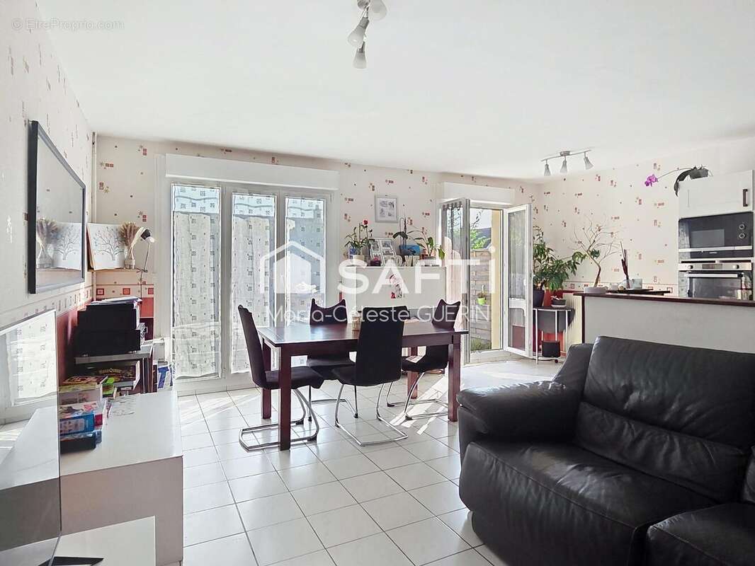 Photo 2 - Maison à ISSOU