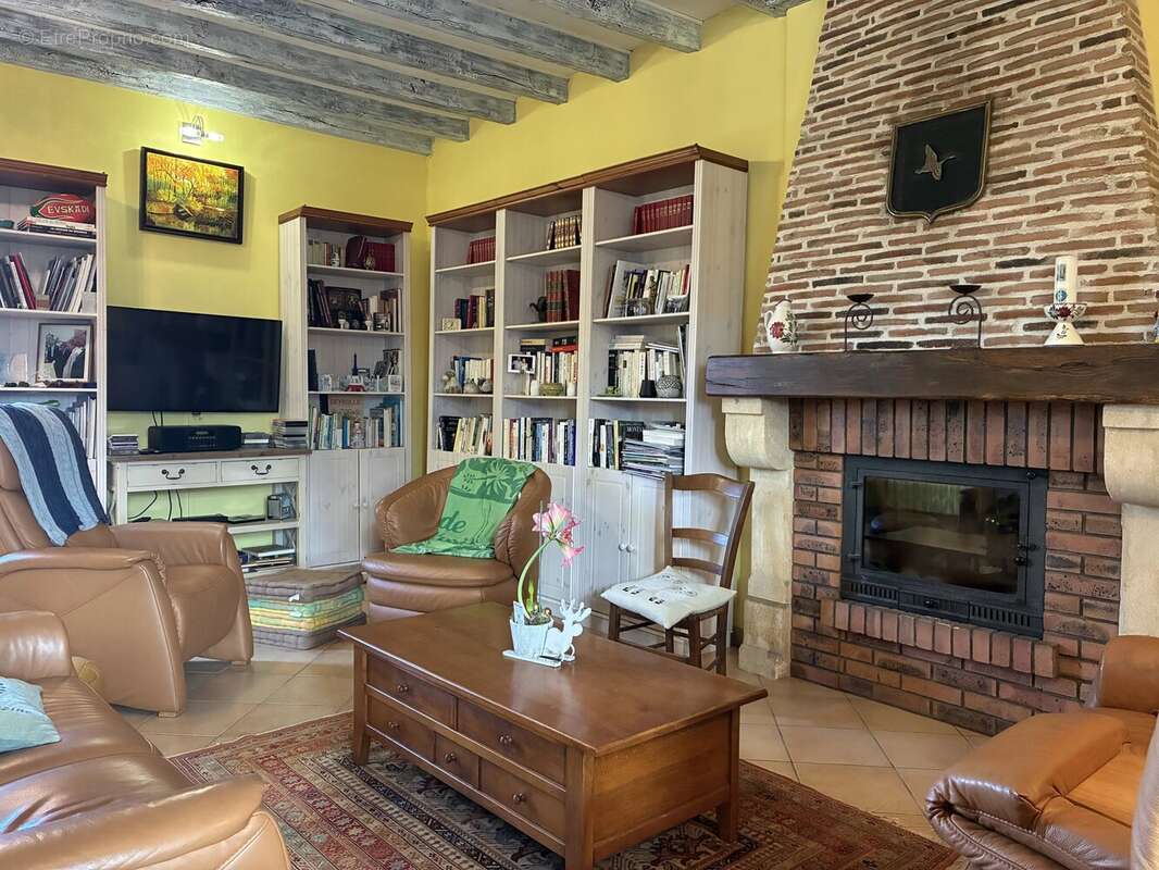 Maison à AVAILLES-LIMOUZINE