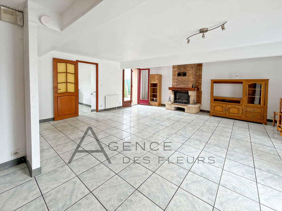 Maison Saint Aubin Les Elbeuf 118 m2 - photo 3