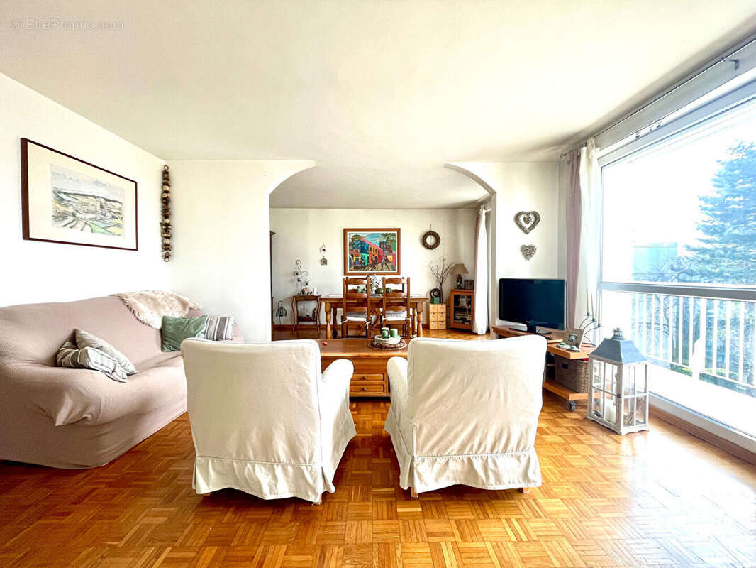 Appartement à SAINT-GRATIEN