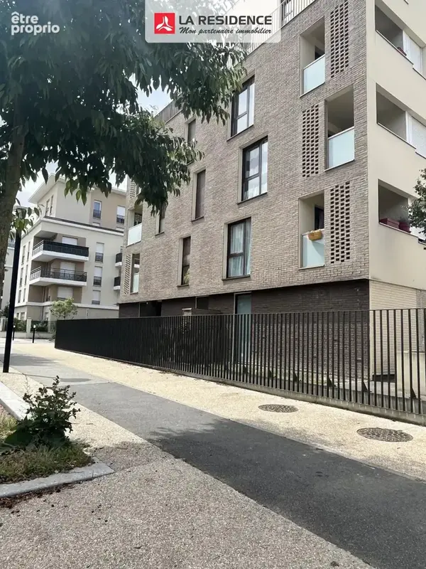 Appartement 1 pièce 31 m² à vendre à Trappes (78190) - photo 5