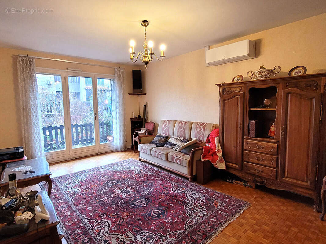 Maison à VALS-PRES-LE-PUY