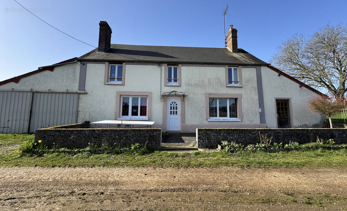 Maison à GACE