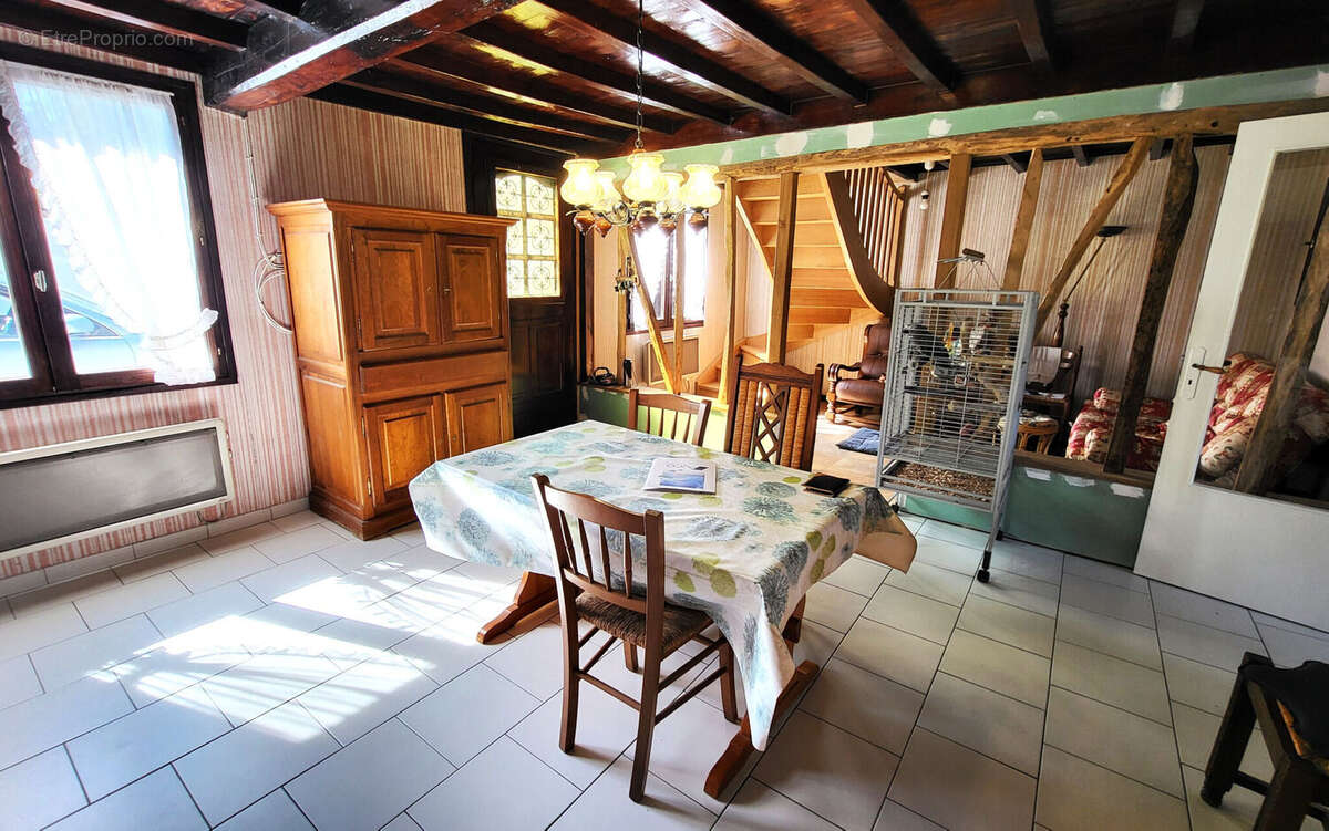 Maison 95 m² à Torcy  - photo 2