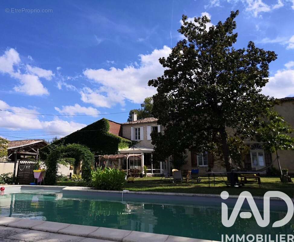 Photo 2 - Maison à PINEUILH