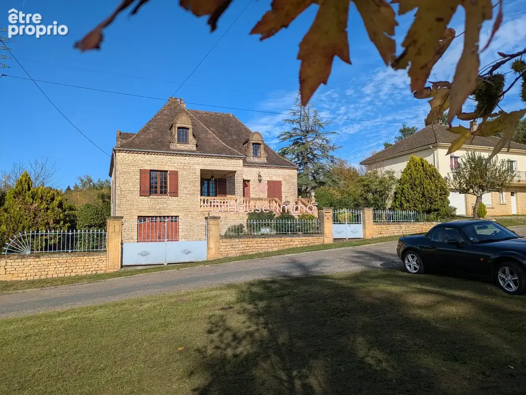 Maison 5 pièces 154 m² à vendre à Villefranche-Du-Perigord (24550) - photo 55
