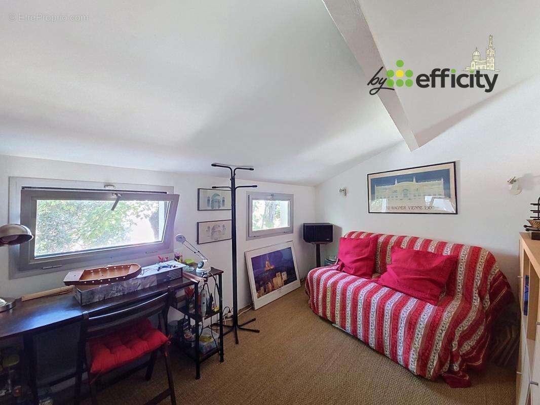 Maison à MARSEILLE-6E
