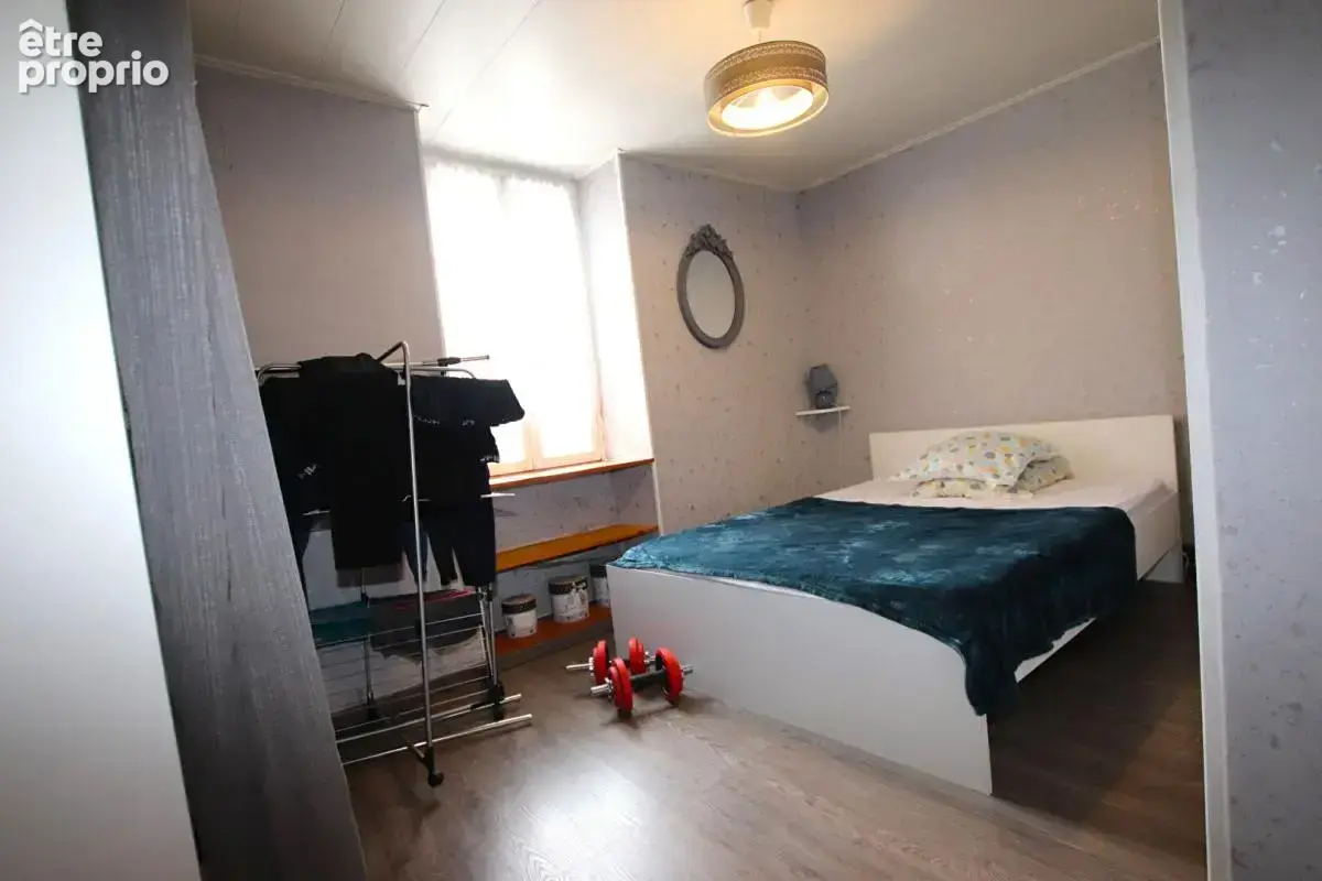Immeuble de rapport - 2 appartements et 2 commerces - photo 8
