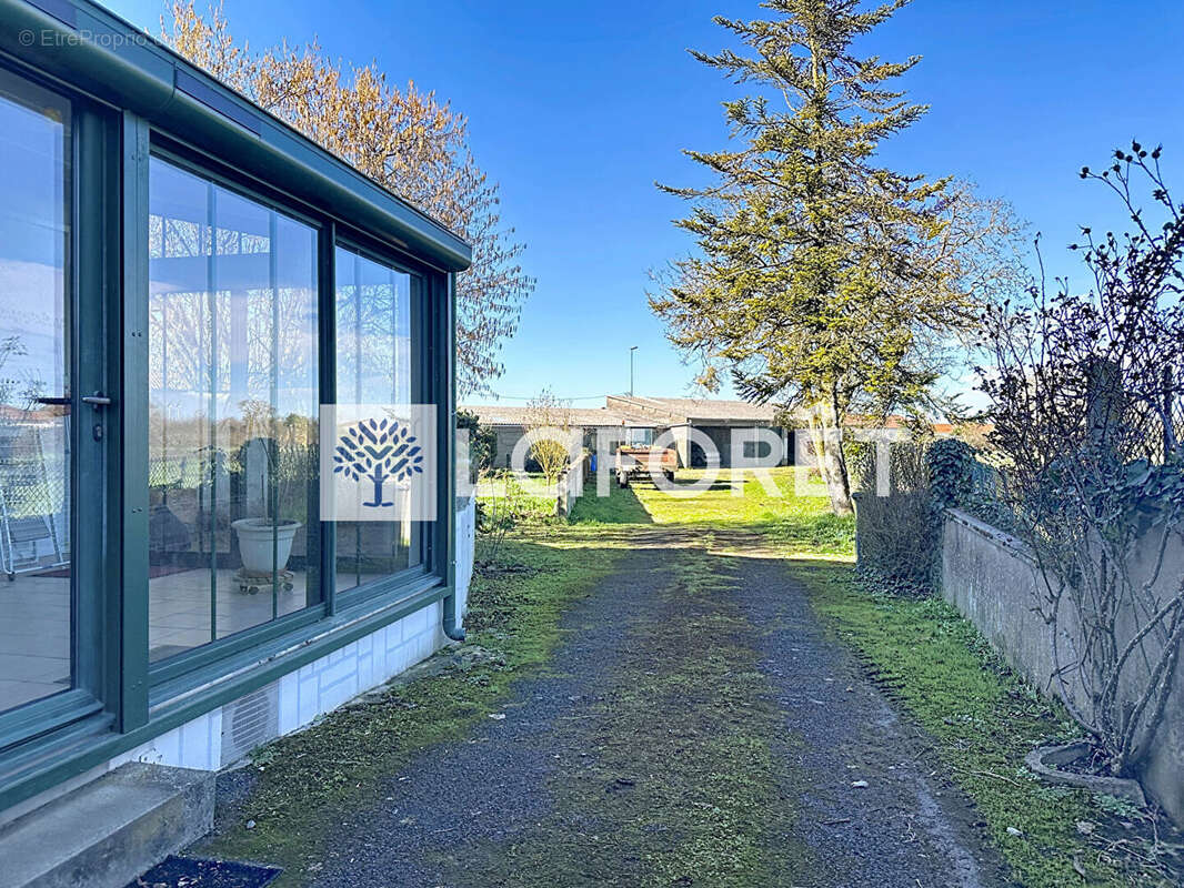 Maison à AIRVAULT