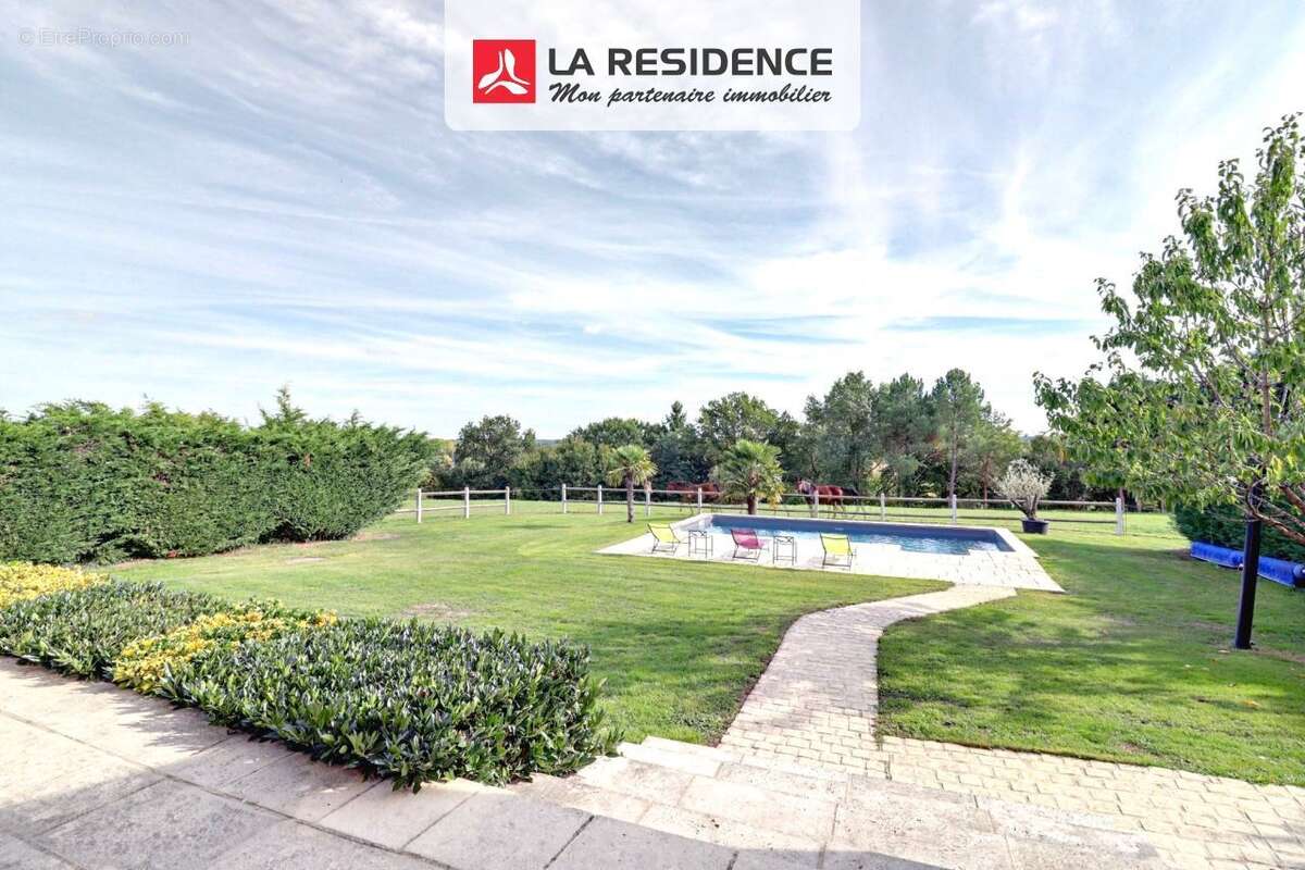 Maison 11 pièces 253 m² à vendre à Chouzy-Sur-Cisse (41150) - photo 2