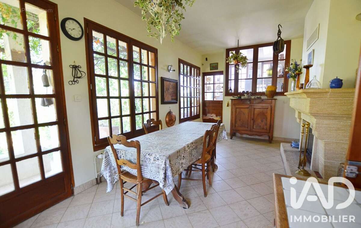Maison 241 m² à Sannois  - photo 9