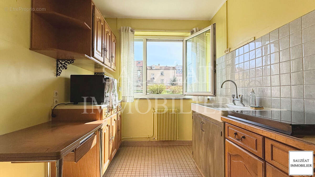 Appartement à MONTROUGE