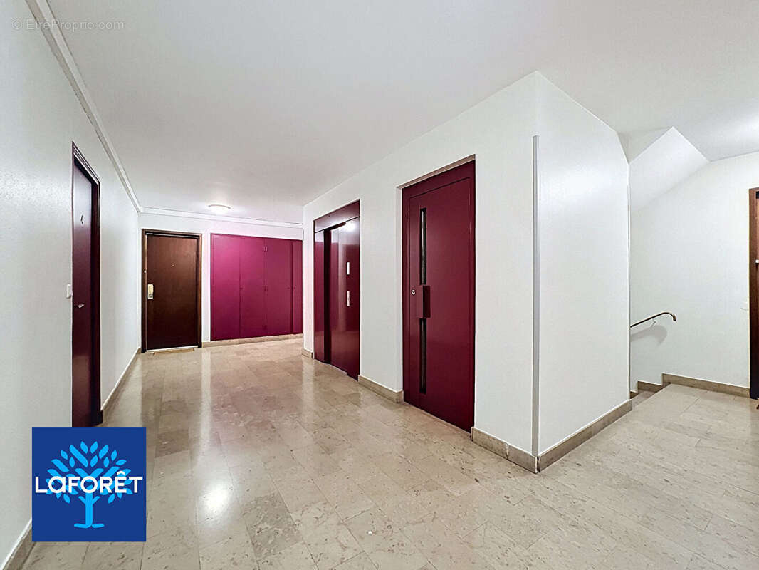 Appartement Evry-Courcouronnes 3 pièces 60m² + 2 boxes + cave - photo 12