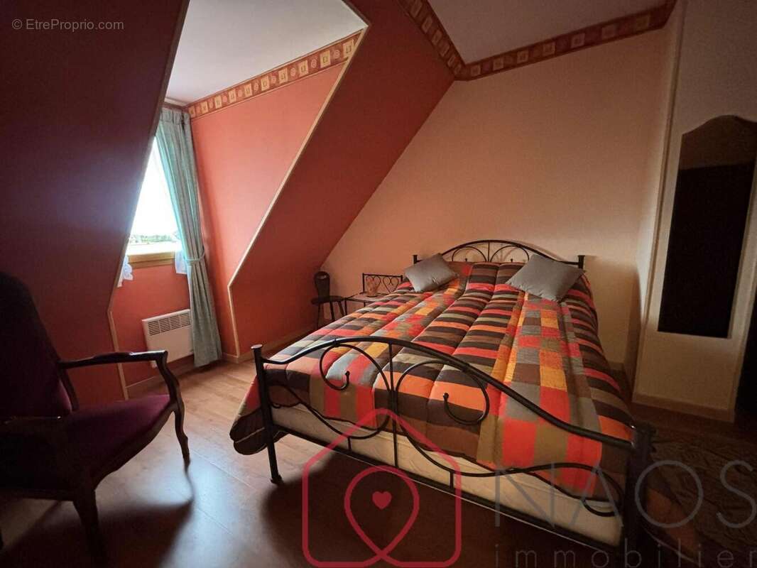 Maison à SAINT-PIERRE-EN-VAL