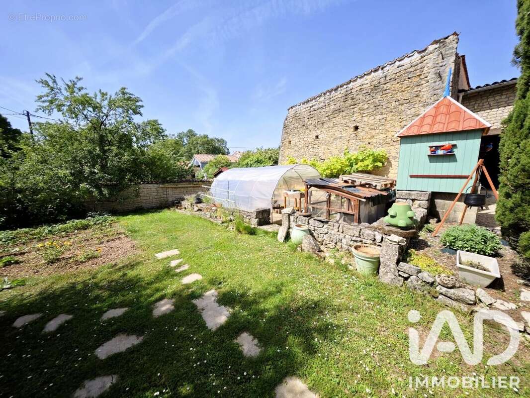 Photo 2 - Maison à AULNAY