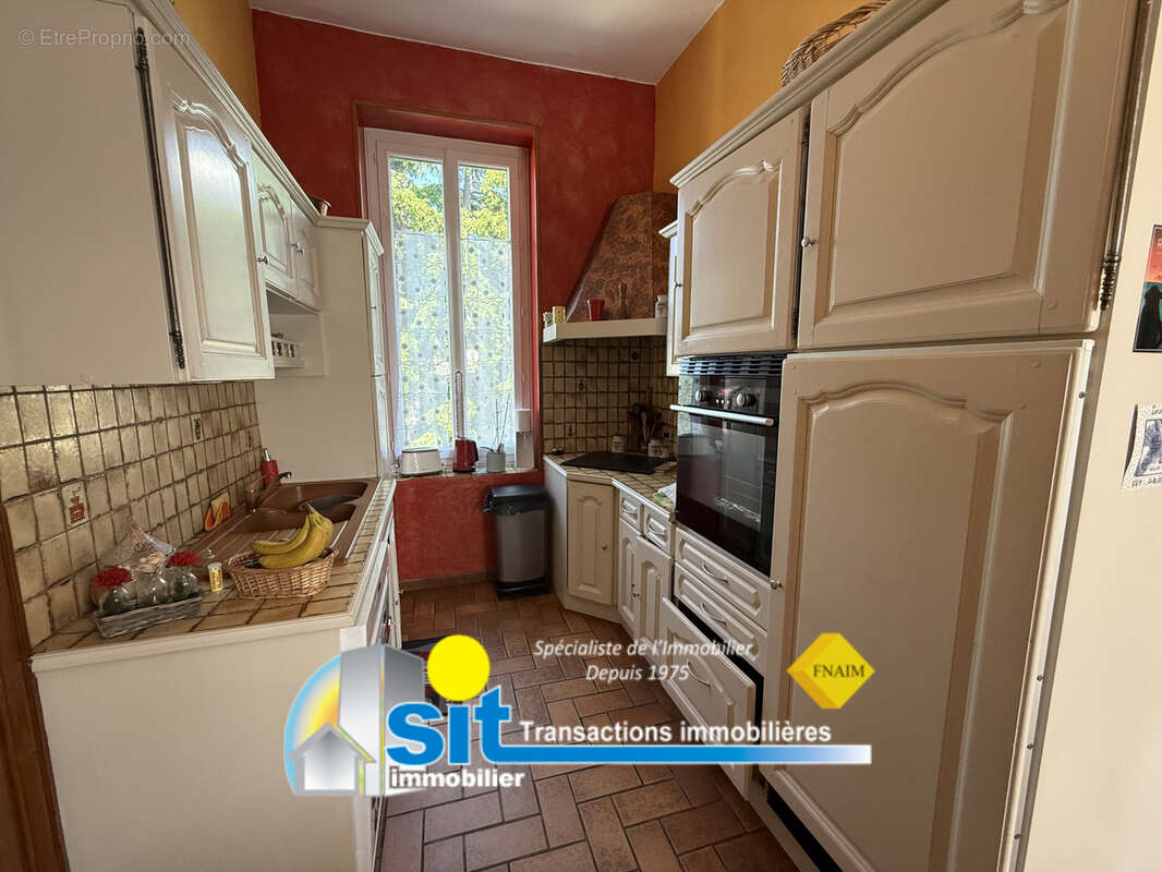 Maison à REVENTIN-VAUGRIS