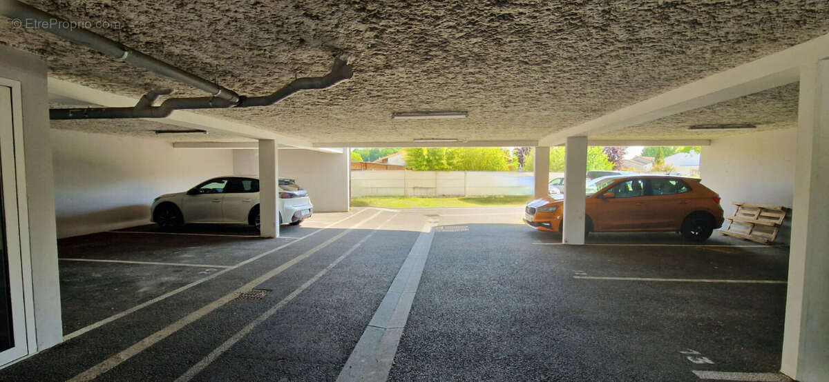 Appartement à LE TAILLAN-MEDOC