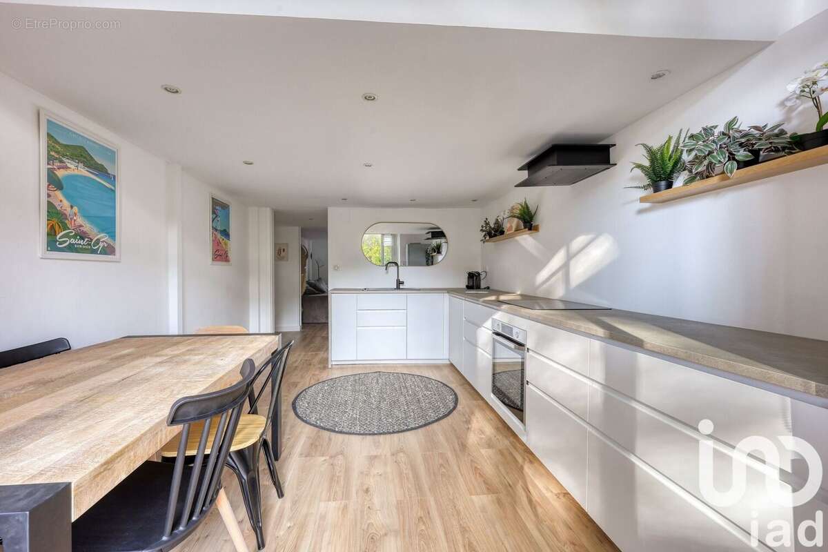 Photo 6 - Appartement à SAINT-CYR-SUR-MER