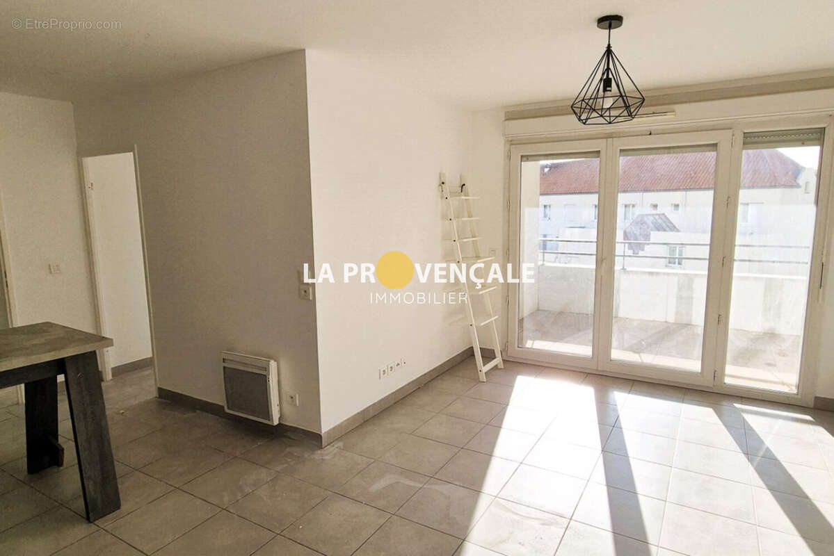 Appartement à MARSEILLE-8E